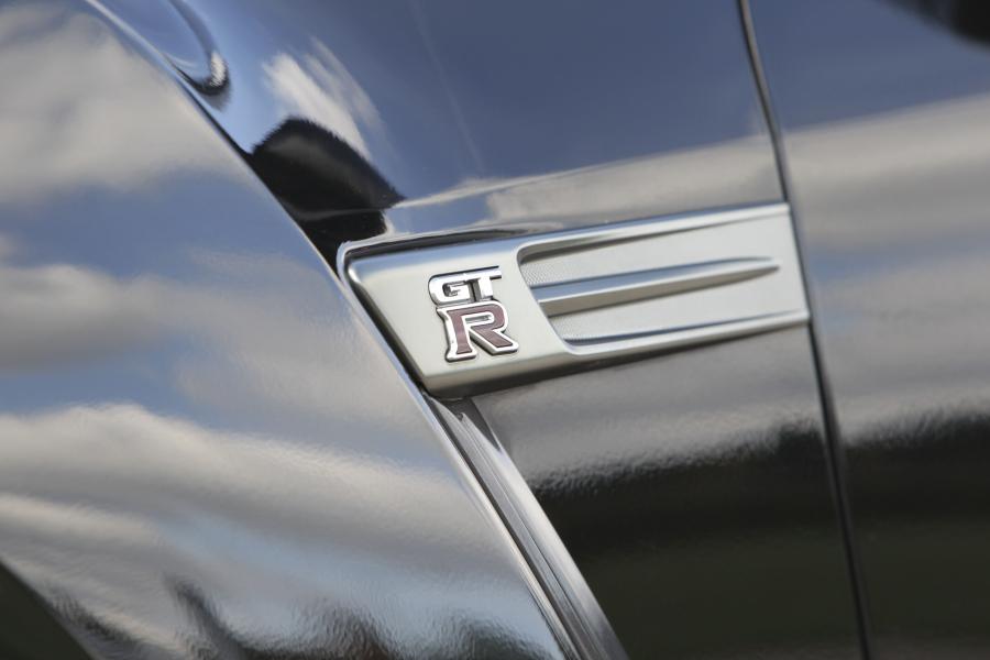  Nissan GT-R 2013 года  (EU) (фото 21 из 69)